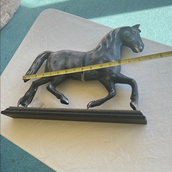#1417+ Elegant Black Horse Sculpture - Picture 8 of 8